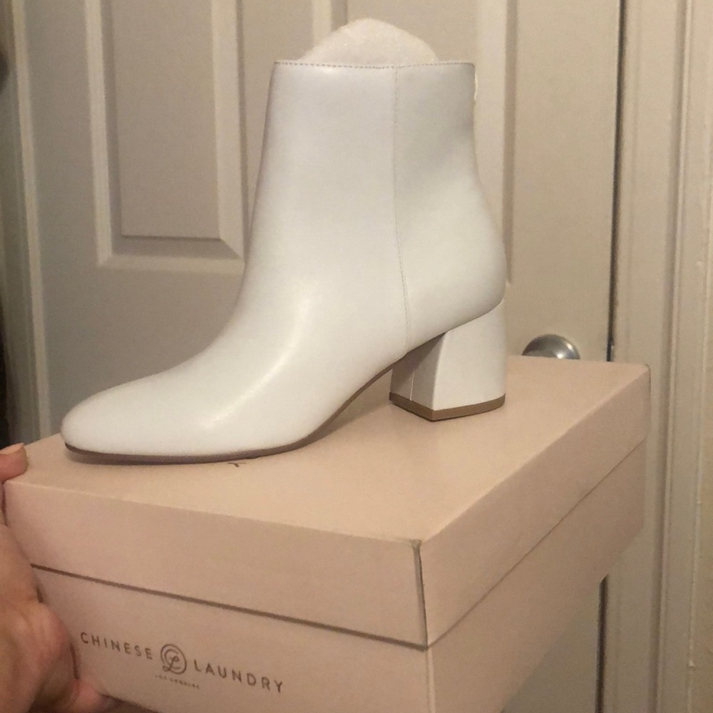 White Chinese Laundry Davinna Ankle Booties